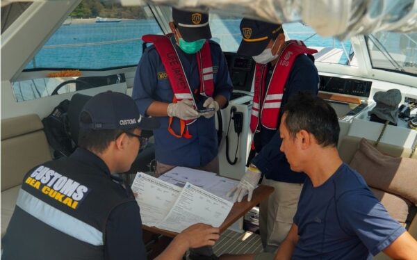 Dukung Pariwisata Bahari, Bea Cukai Mataram Kawal Impor Sementara 13 Yacht Peserta World ARC 2026