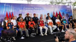 Para Pembalap Dunia Kaget dan Terkesan Antusiasme Warga dalam Parade MotoGP di Matara
