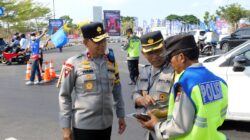 Arus Lalu Lintas Mulai Padat, Wakapolda NTB Pantau Langsung Pengamanan di Bundaran BIL